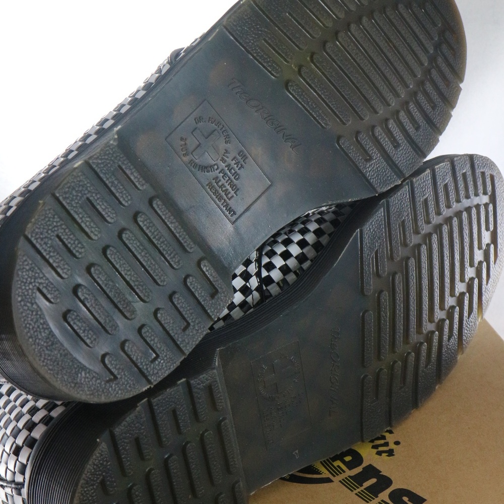 DR. MARTENS Hugh Black/White Woven Checkered Shoes - Picture 8 of 8